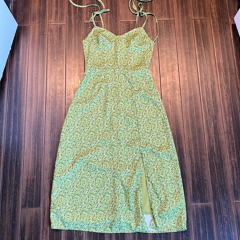 Gorgeous dress!